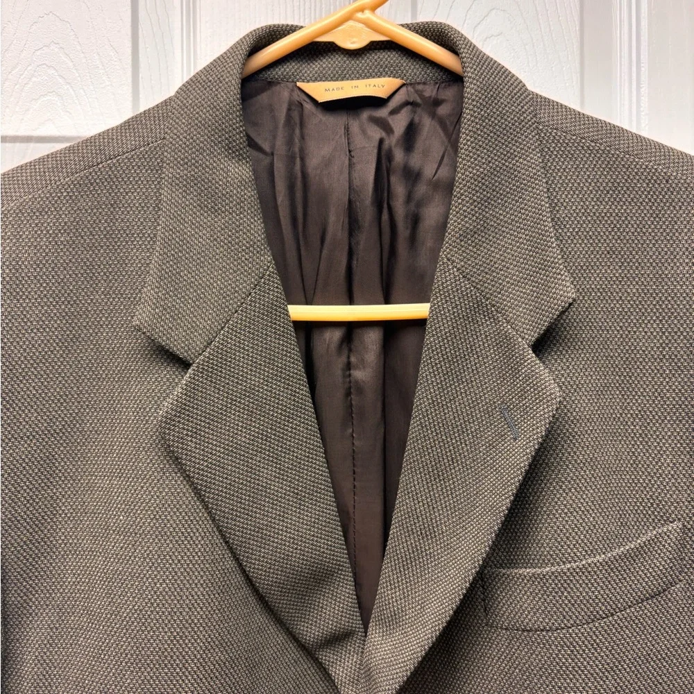 Donna Karan Signature Men’s Brown Blazer – Size 42R – Made in Italy – 100% Wool